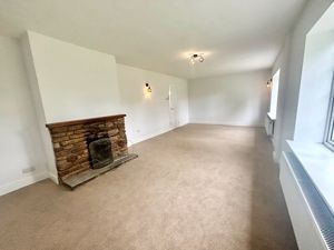 Lounge/Dining Room - click for photo gallery